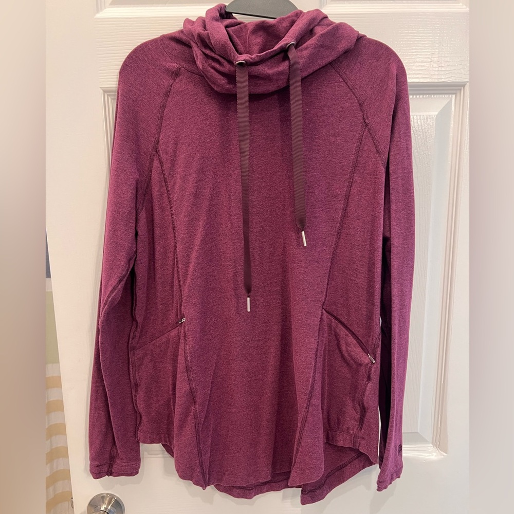 Coolibar Women's Hooded Long Sleeve Top in Plum